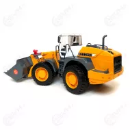 Bruder 02430 Liebherr L574 pyorakuormaaja2
