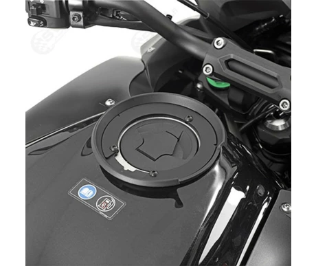 322 BF26 Givi Tanklock kiinnike BF26 Kawasaki Versys 650 vain XS320 0 kuva
