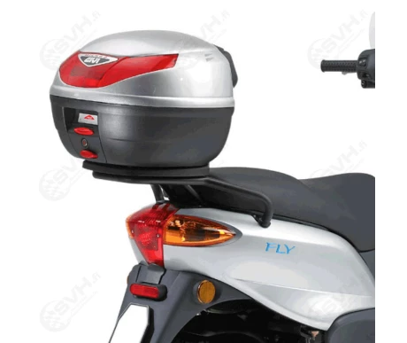 322 SR104 Givi perateline Monolock laukulle SR104 Piaggio Fly 50 100 125 150 04 17 kuva