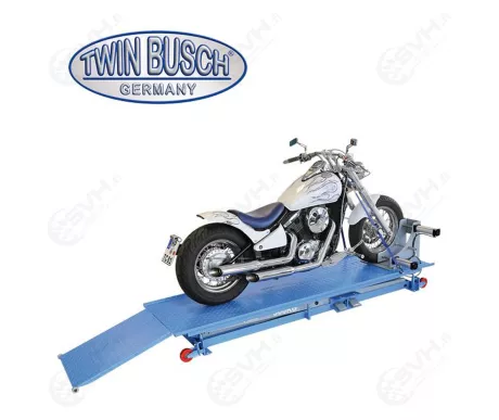 TWM 02 twin busch moottoripyoran nostin1 kuva