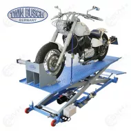 TWM 02 twin busch moottoripyoran nostin2