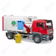 Bruder 03761 MAN TGS roska auto ja kaksi roska astiaa2