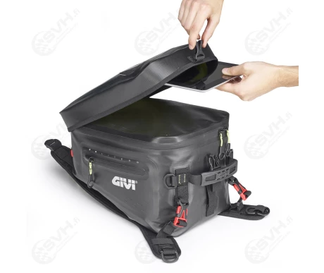 321 GRT715 givi GRT715 VEDENPITAVA tankkilaukku 1 kuva