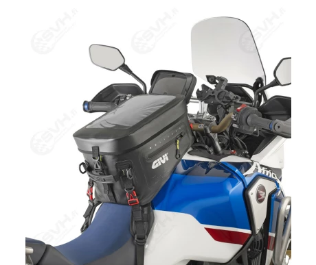 321 GRT715 givi GRT715 VEDENPITAVA tankkilaukku 3 kuva