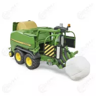 Bruder 02032 John Deere C441R pyoropaalaaja kaarimella ja kahdella paalilla1