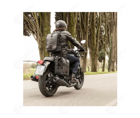 321 CRM101 Givi reppu satulalaukku5 kuva