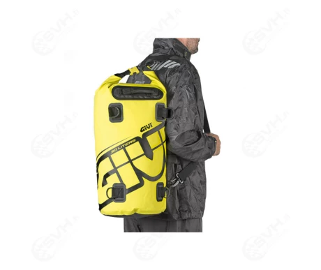 321 EA114FL Givi vedenpitava laukku1 kuva