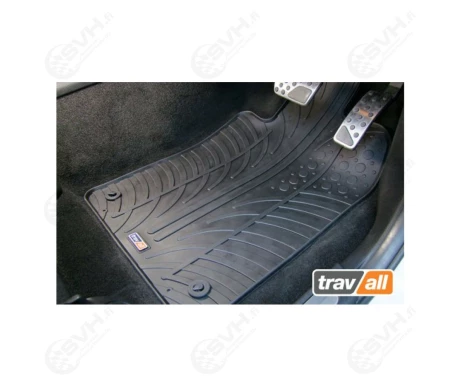 TRM1123 travall auton kumimatot audi2 kuva
