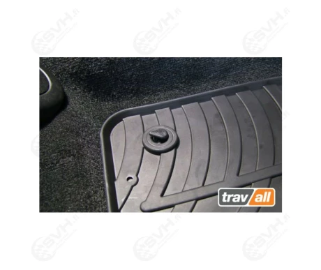TRM1173 2 travall auton kumimatot bmw kuva