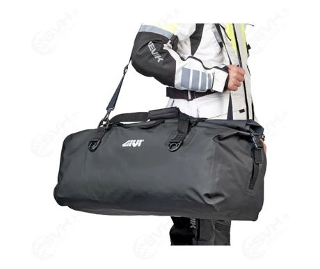 321 EA126 Givi moottoripyoran laukku2 kuva