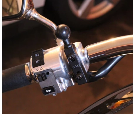 RAM B 309 1UIU1 kuva