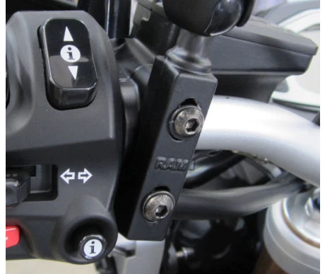 RAM B 309 1UIU2 kuva