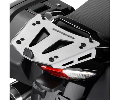 322 SRA2109 Givi perateline alumiini Monokey laukulle SRA2109 Yamaha FJR 1300 06 17 kuva