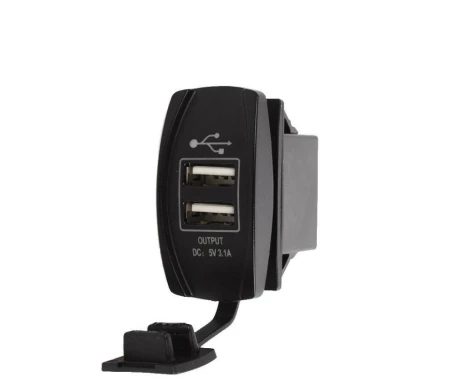 usb latausportti 102452196 kuva