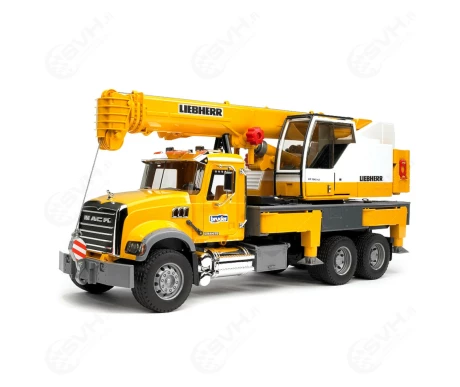 Bruder 02818 mack granite nosturiauto kuva