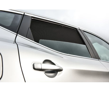 Car Shades Nissan Qashqai Side Window UV Privacy Sunblind 7 kuva