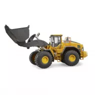 Bruder 02458 Volvo L260H pyorakuormaaja2