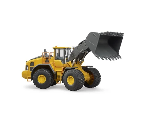 Bruder 02458 Volvo L260H pyorakuormaaja3 kuva