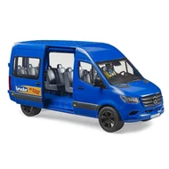 Bruder 02671 MB Sprinter minibussi ja kuljettaja1