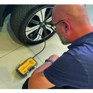 Starttiboosteri ja kompressori 2