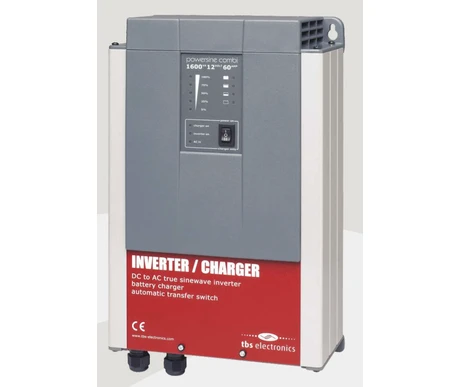 Invertteri / laturi 12 V / 2500 W kuva