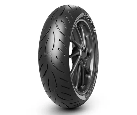 metzeler roadtec 02 rear kuva