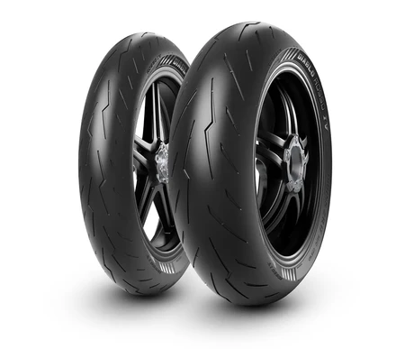 Pirelli Diablo Rosso IV 110/70 R 17 M/C kuva