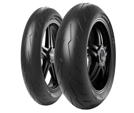 Pirelli Diablo Rosso IV 240 45 ZR 17 M C 82W TL takarengas kuva